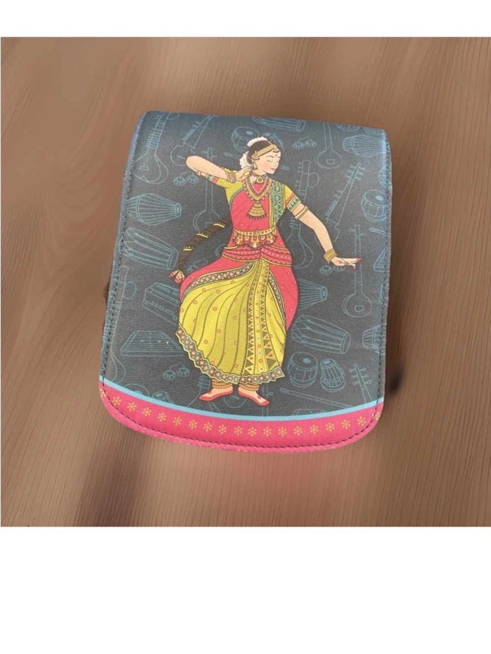 Bombay purse
